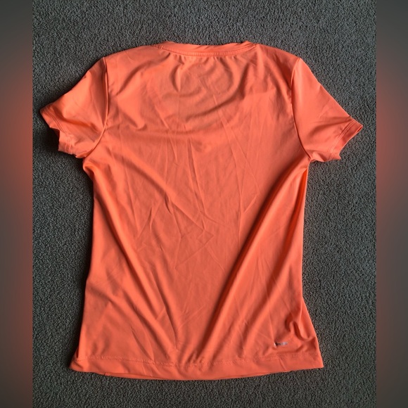 Bright Adidas Active Top - Picture 2 of 4
